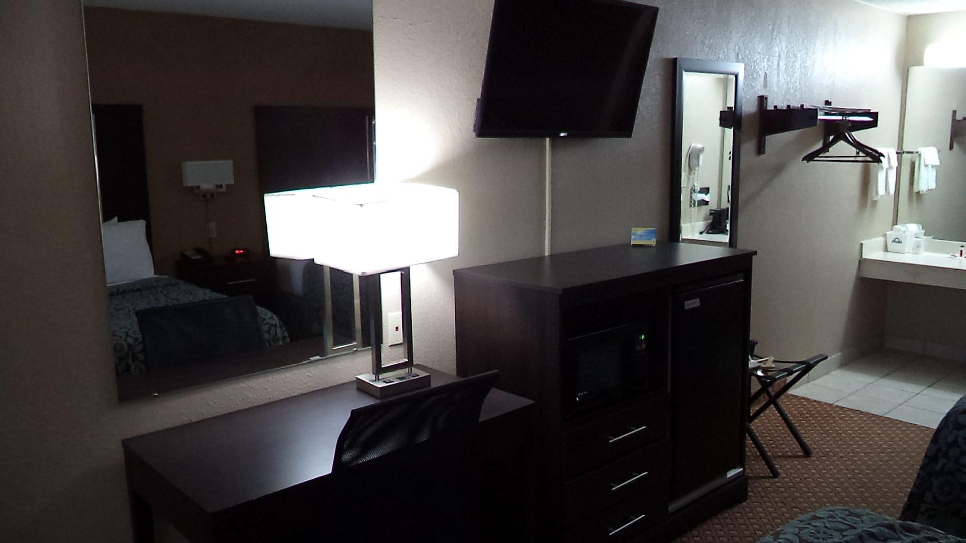 Days Inn By Wyndham Maumee/Toledo Extérieur photo