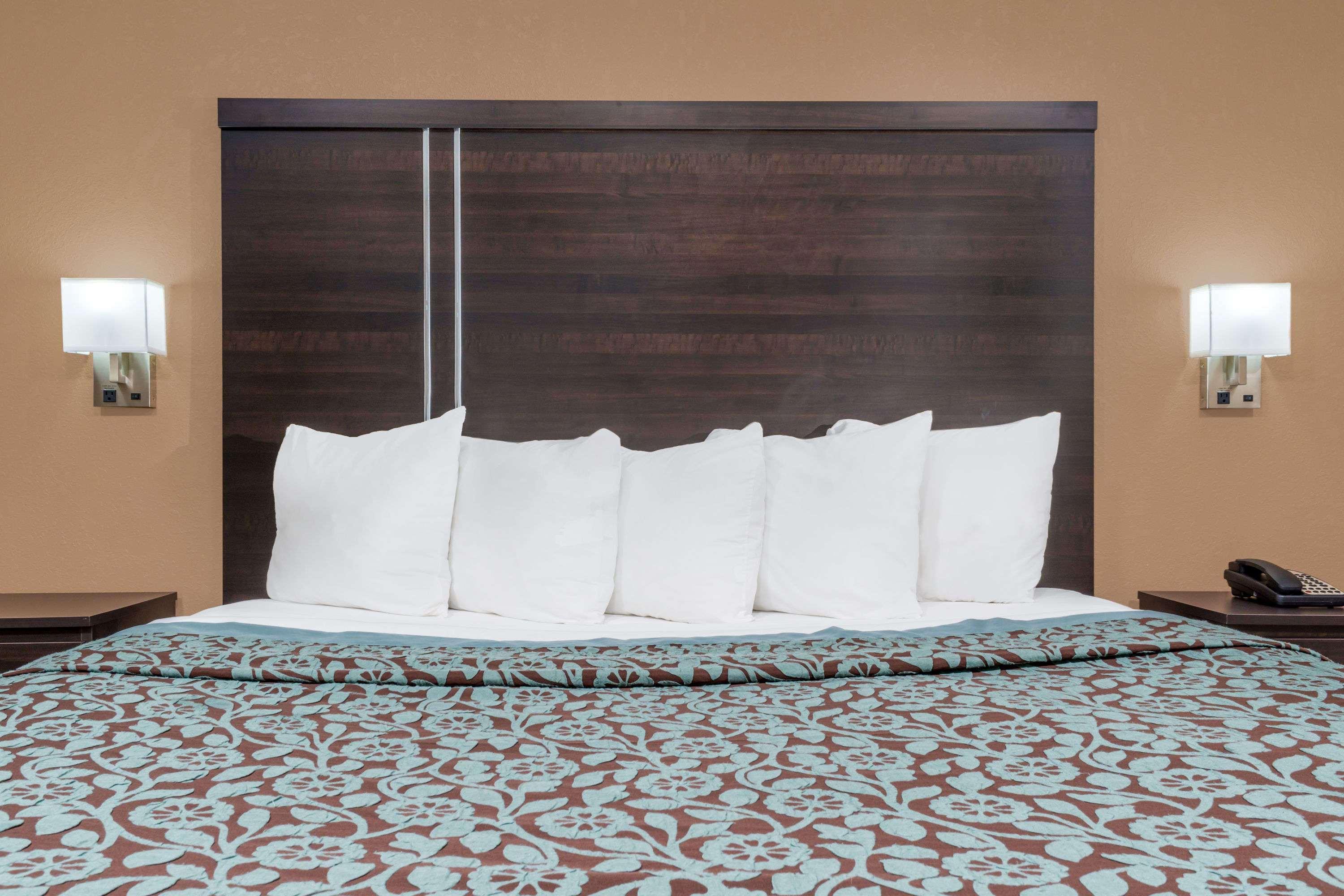 Days Inn By Wyndham Maumee/Toledo Extérieur photo