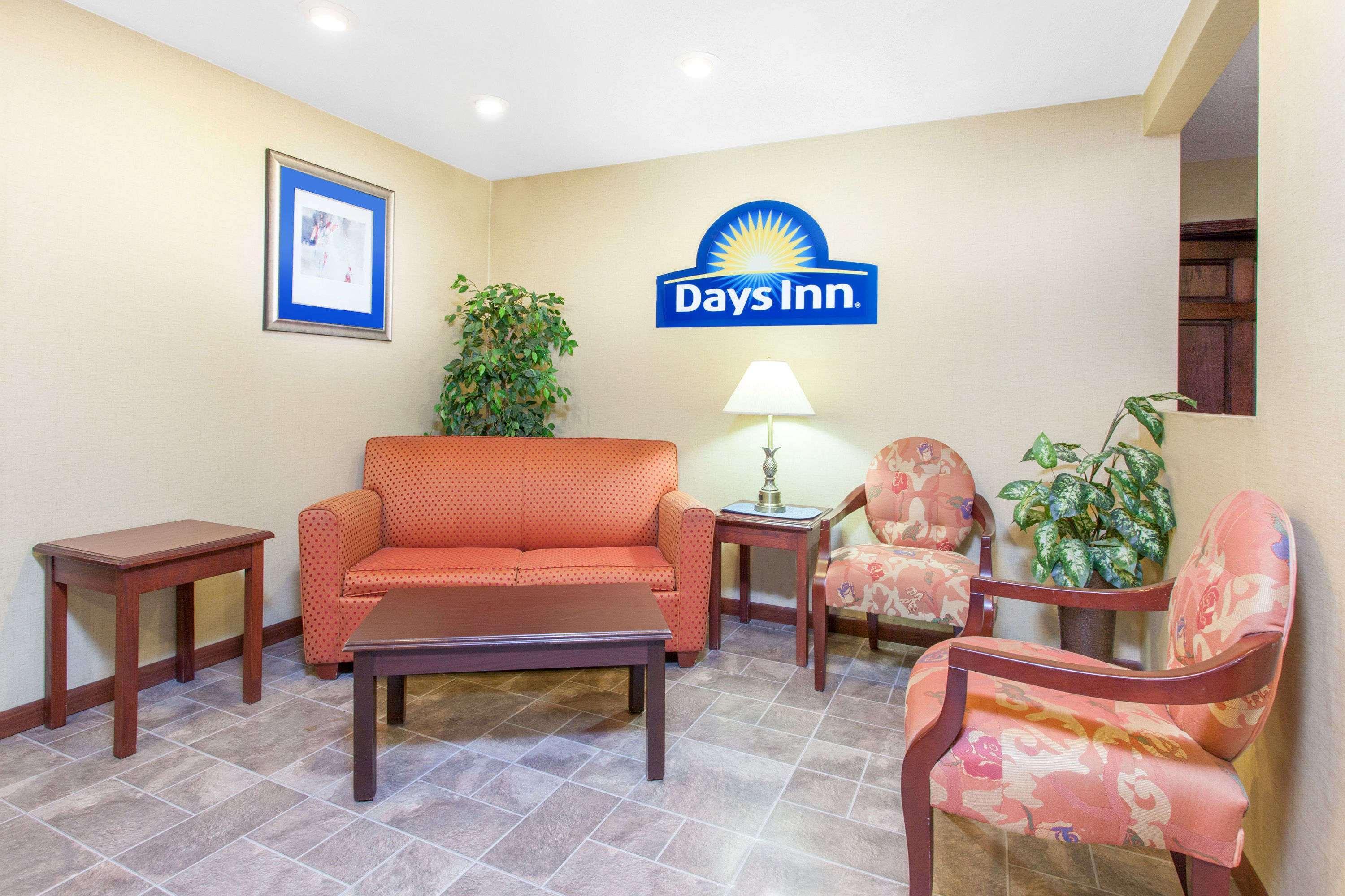 Days Inn By Wyndham Maumee/Toledo Extérieur photo