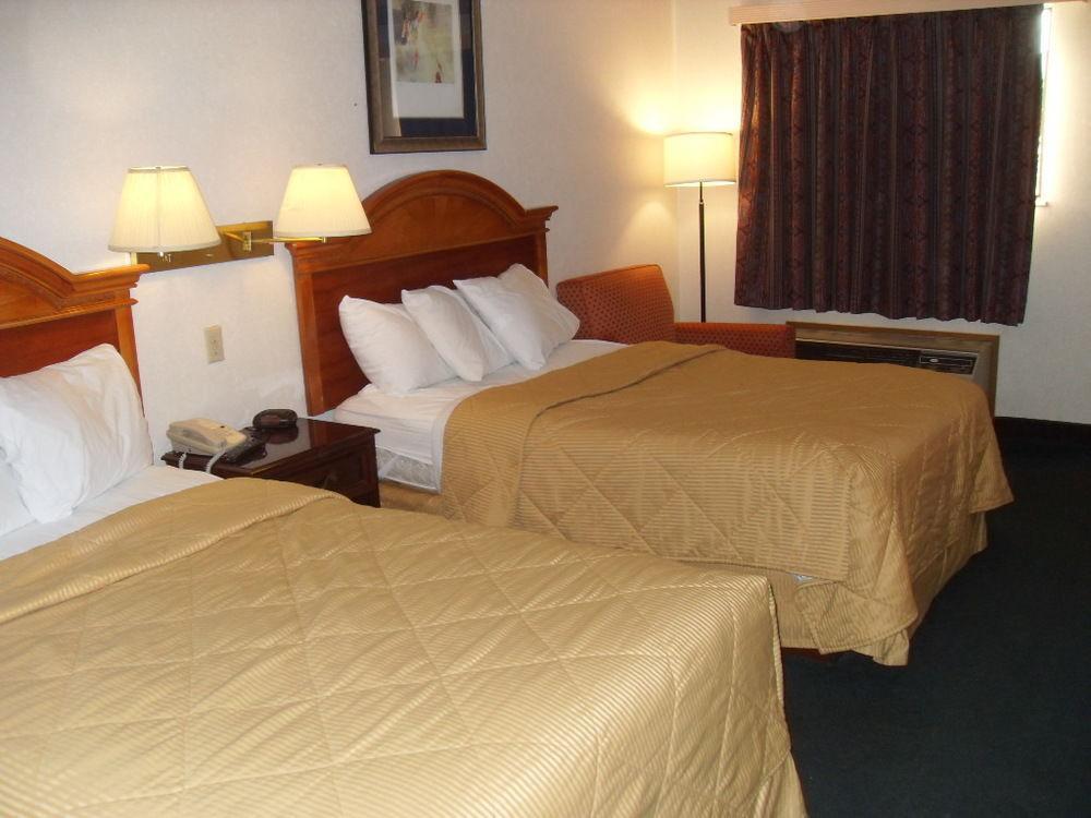 Days Inn By Wyndham Maumee/Toledo Extérieur photo