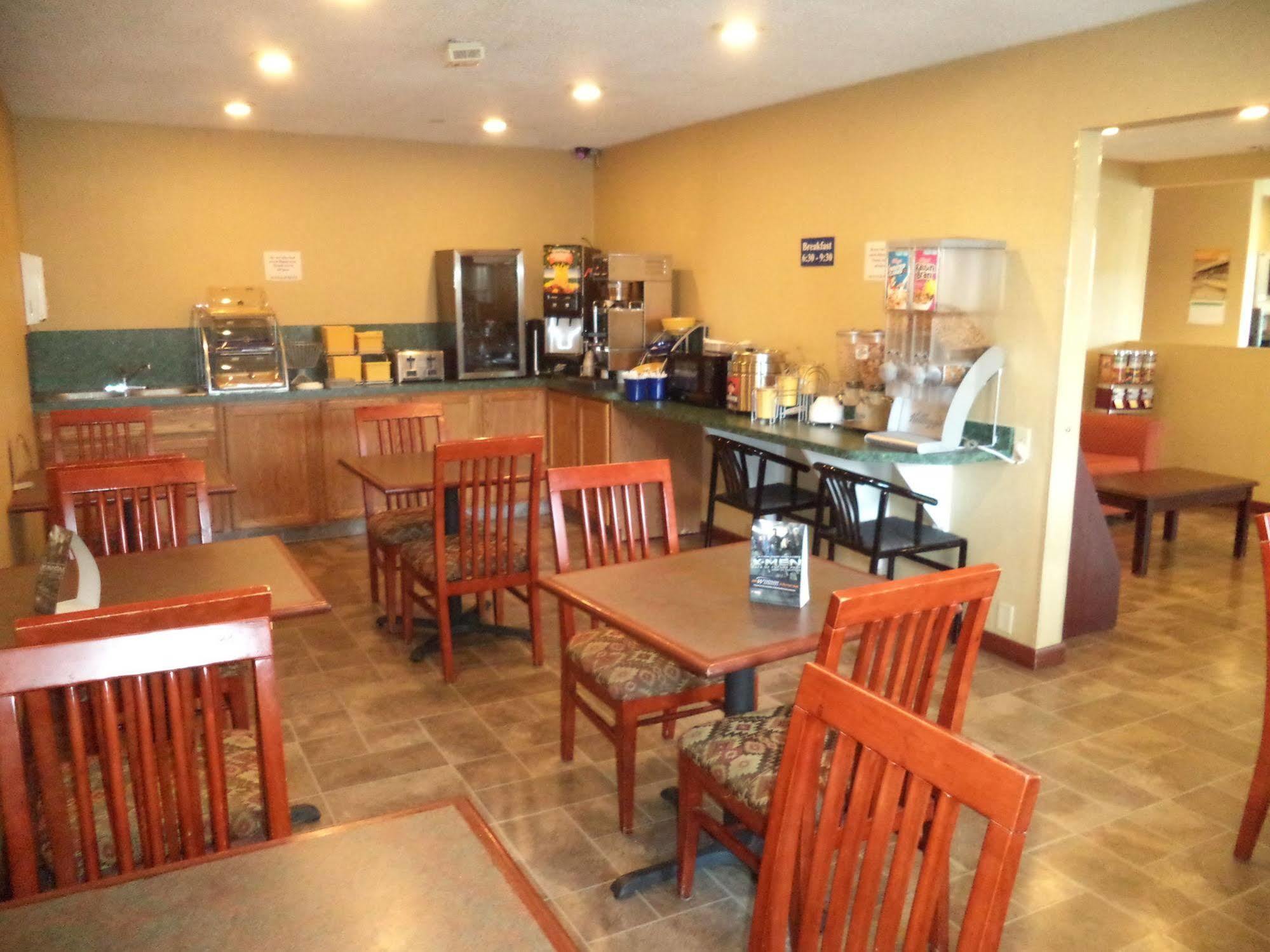 Days Inn By Wyndham Maumee/Toledo Extérieur photo